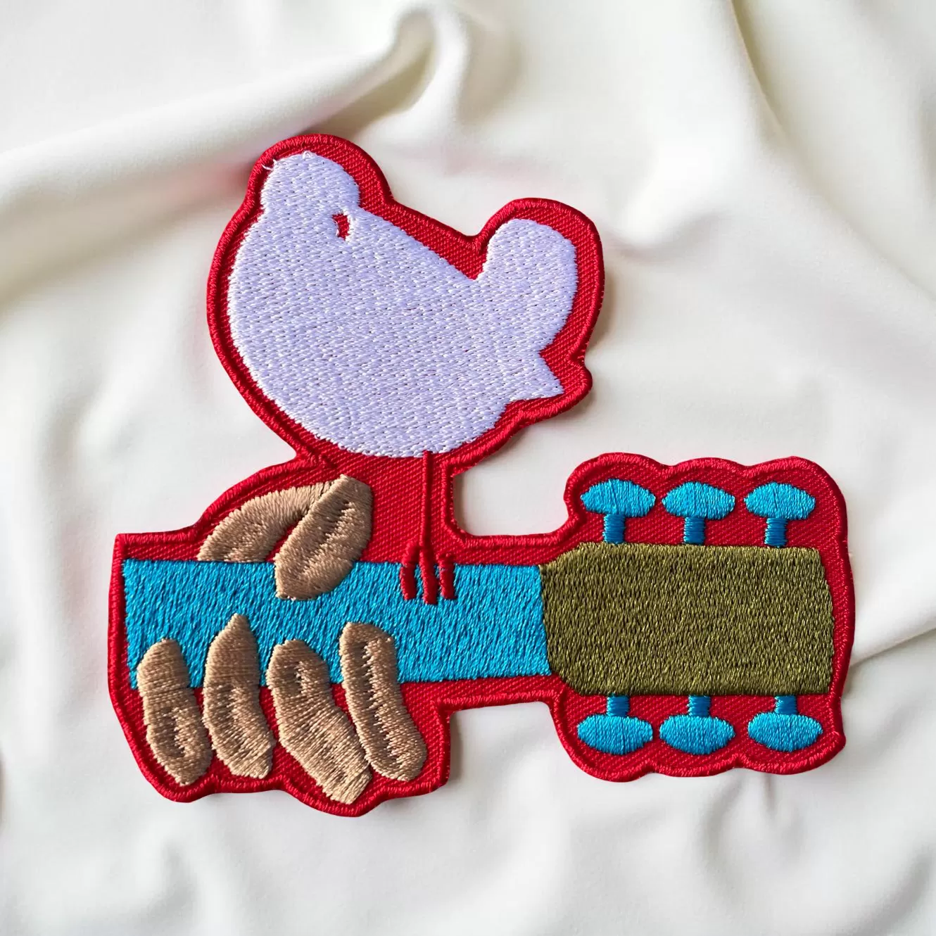 Woodstock | Music and Art Fair | Embroidered Patch Badge Applique Iron on | Trendy | DIY | Decorative | Collectible - Image 2